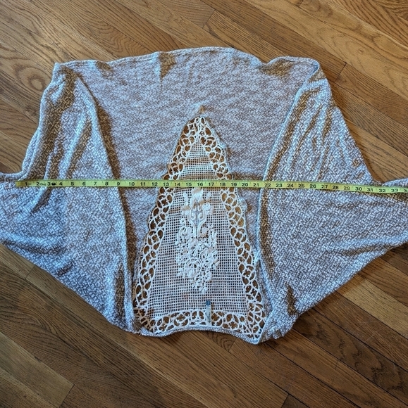 Wallflower Large Beige & Cream Lace Back Open Front Half Batwing Sleeve Cardigan - Picture 8 of 9